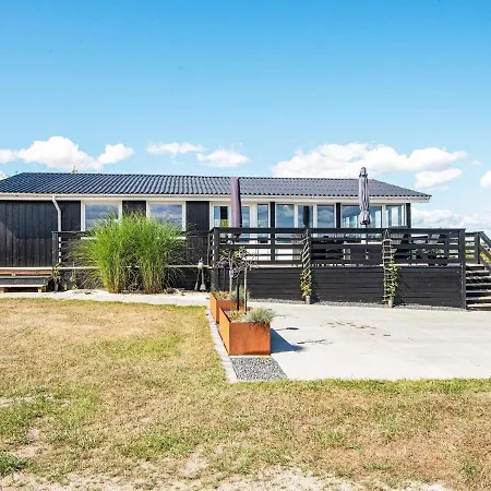 6 Person In Holiday home Hejls