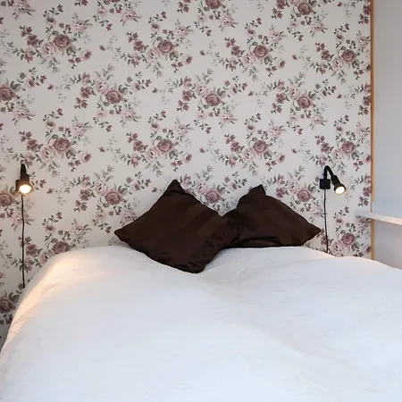 6 Person In Semesterbostad