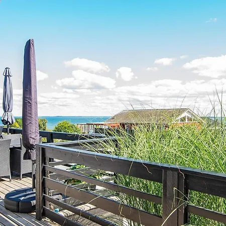 Semesterbostad 6 Person In